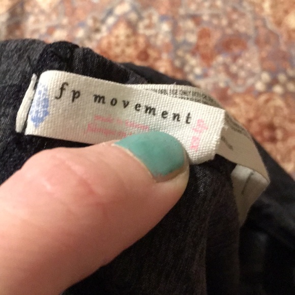 Free people XS grey super soft leggings - Picture 5 of 5